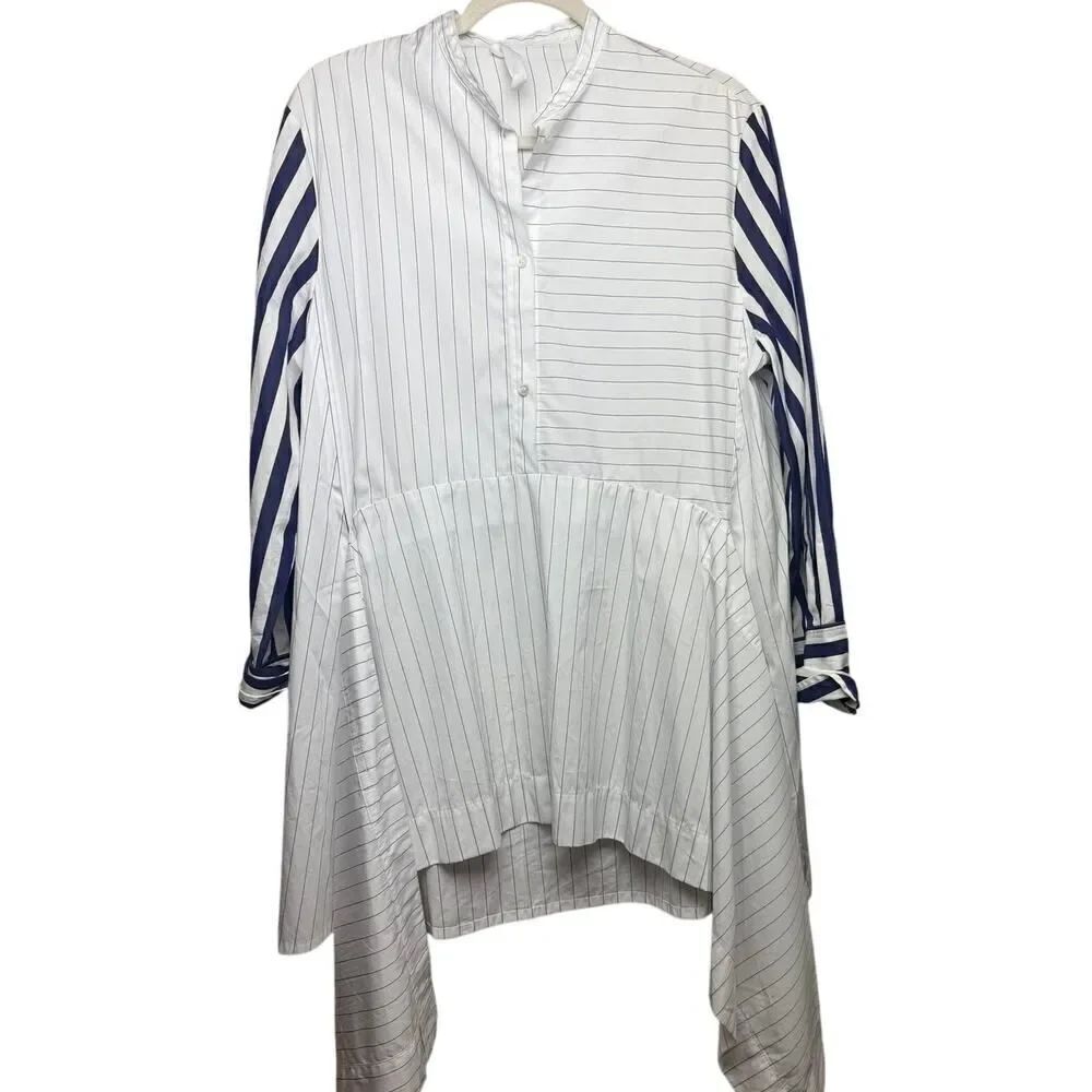 Lara Krude White Blue Striped Top Women's Sz. M